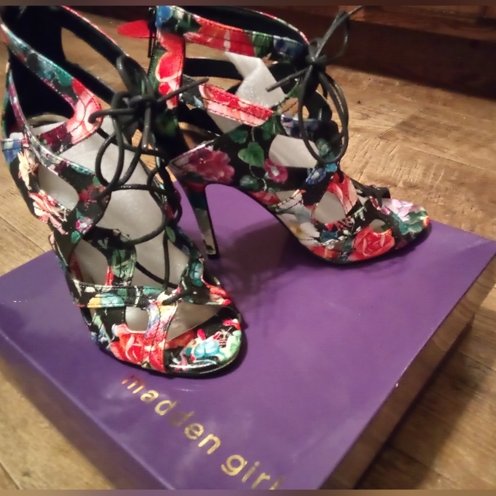 Madden girl Dita Floral